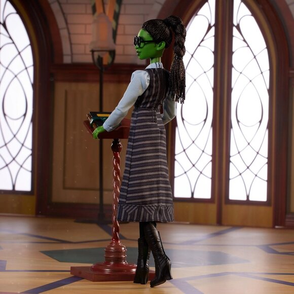 Madam Morrible & Elphaba Limited Edition Barbie doll from movie Wicked - Picture 5 of 9